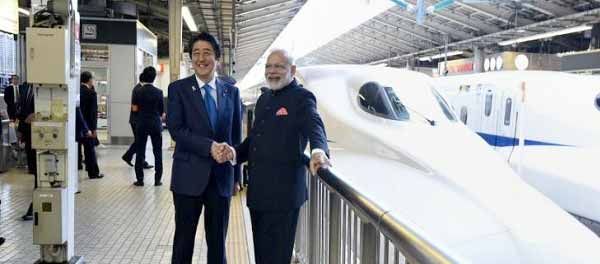 Modi and Abe lay foundation stone for India's 1st Bullet Train