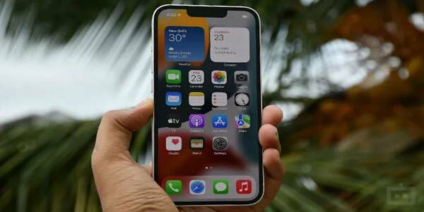 Apple iPhone will provide 5G network facilities in India by December, testing is going on