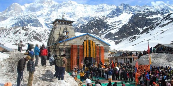 Char Dham Yatra continues amid snowfall in Uttarakhand, temple council says