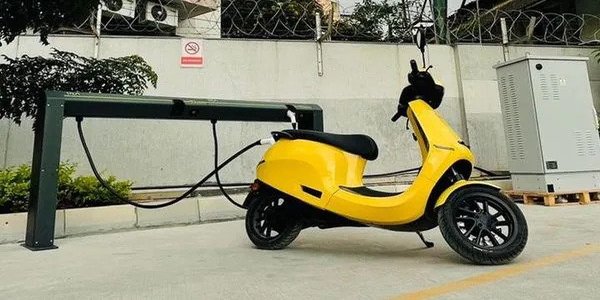 Ola Electric launches its first Hypercharger ahead of test rides