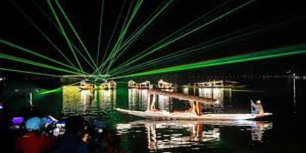 Kashmir gets its first ever open-air floating theatre at Dal Lake