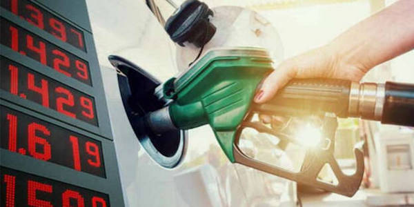 These 9 services at petrol pump are absolutely free