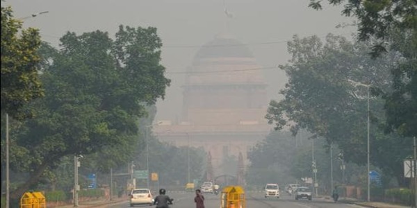 Delhi-NCR Pollution: Air has started improving in Delhi, AQI moved from 'very poor' to 'poor' category