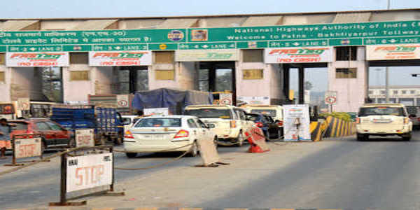 All the toll plazas in the country will end in a year